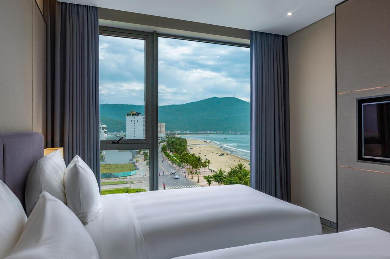Le Sands Oceanfront Danang Hotel Esterno foto